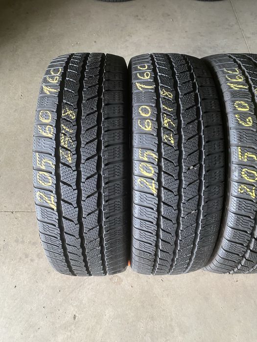 Anvelope iarna 205/60/16C Continental Van Contact Winter 205 60 16C