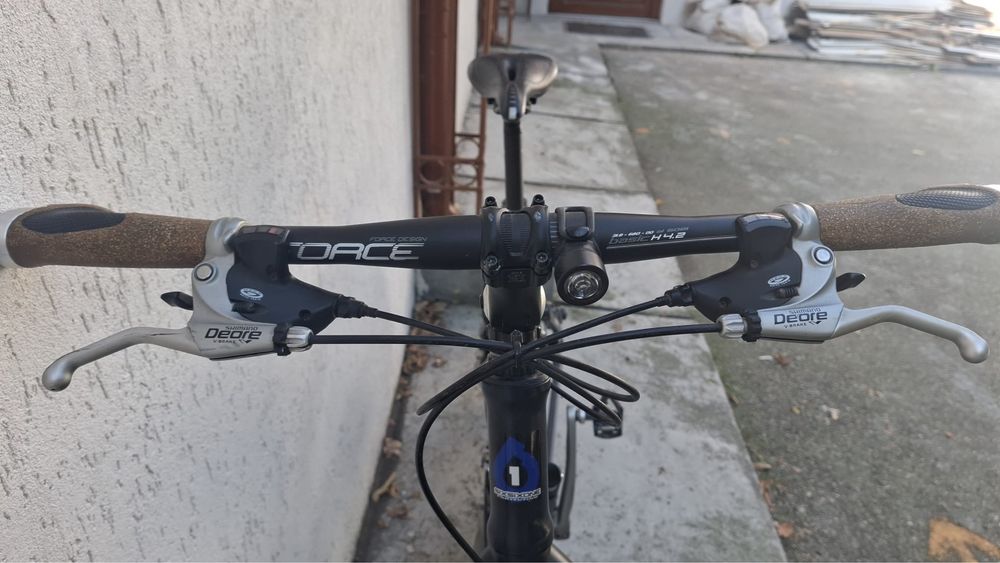Bicicleta MTB full suspension