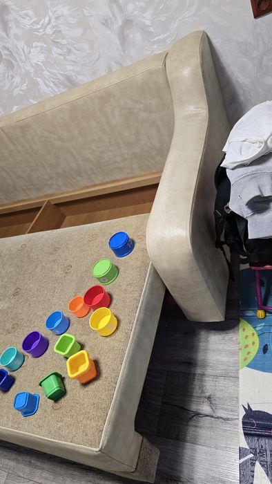 Диван угловой большой