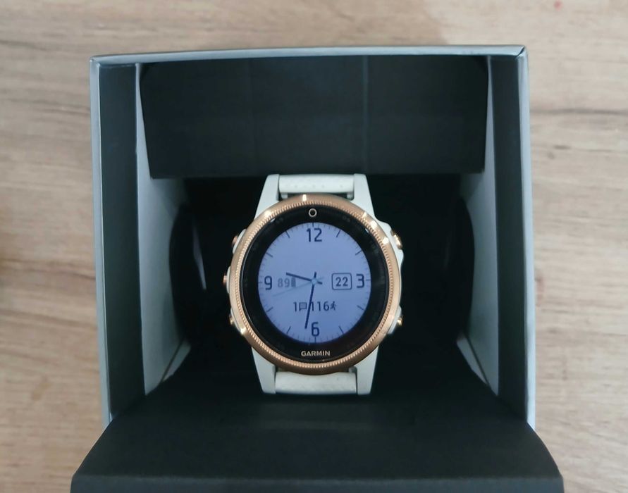 Garmin Fenix 5S в Гаранция