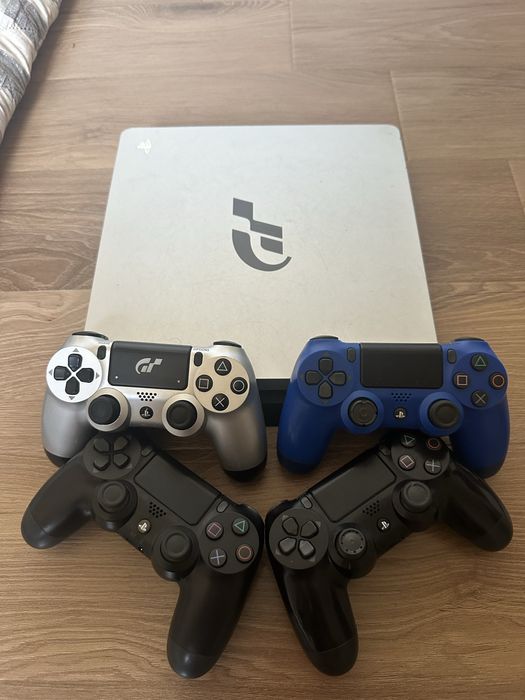 Playstation 4 Slim GranTurissimo Limited