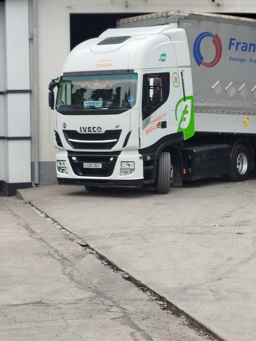 Фура IVECO  заводской метан газли