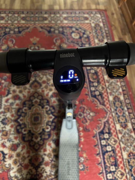 Электросамокат Ninebot ES4