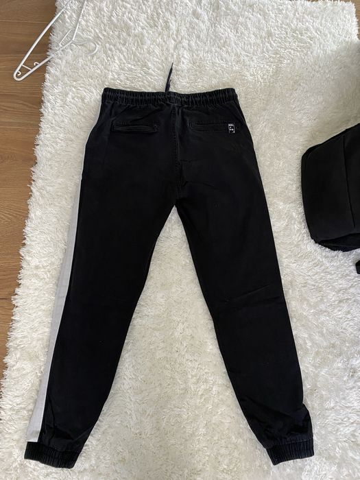 Pantaloni cargo barbati