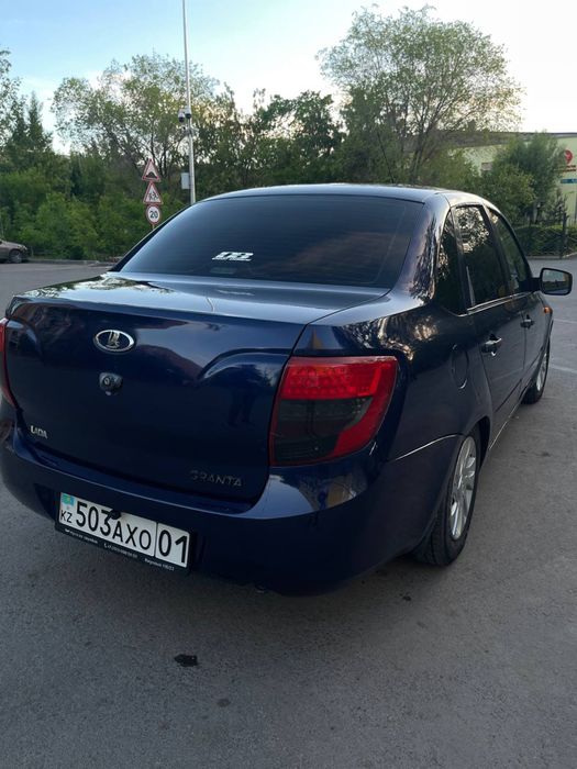 Лада GRANTA 2012 года