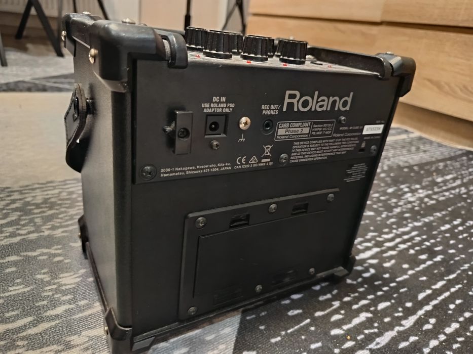 Усилватели Roland CUBE
