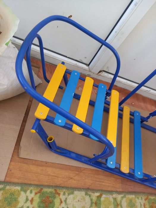 Сани для близнецов  ..