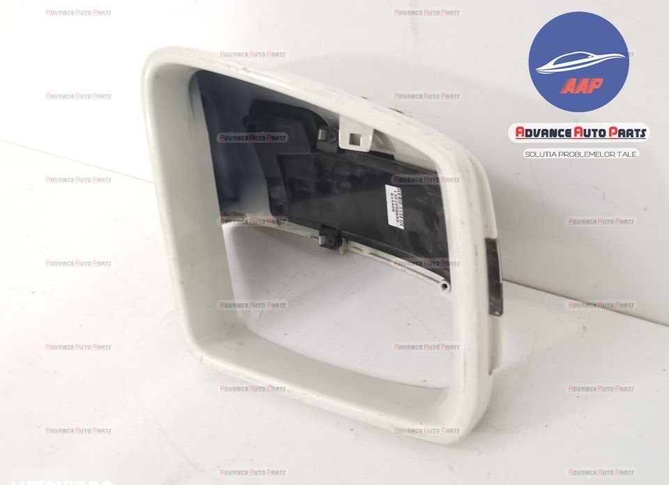 Оригинален десен капак за огледало за Мерцедес-Бенц М-Клас / Mercedes-