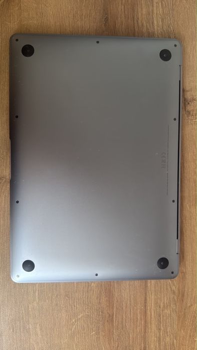 продам macbook air m1