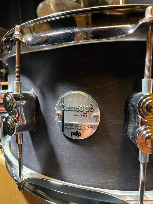 Vând snare drum PDP Concept Series 14” x 6,5” + husă