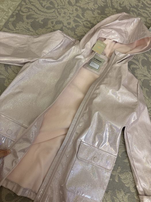 Куртка сатылады!