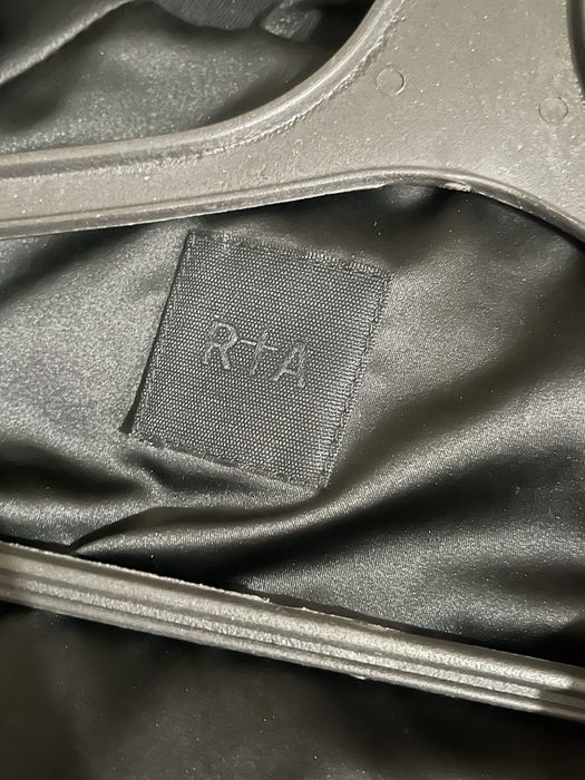 Куртка кожаная новая