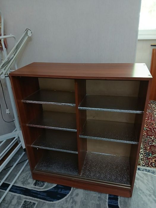 Камоды  2 ШТУКИ Срочно  .НЕ ДОРОГО