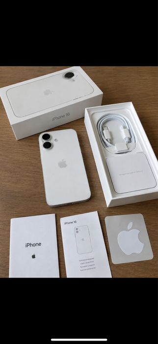 Продам iphone 16 256г