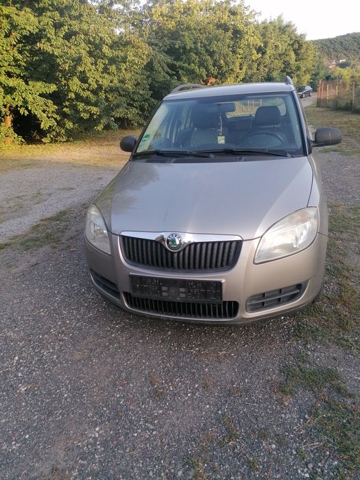 Škoda Fabia 2009 benzină, 2.318 € — imagine 2