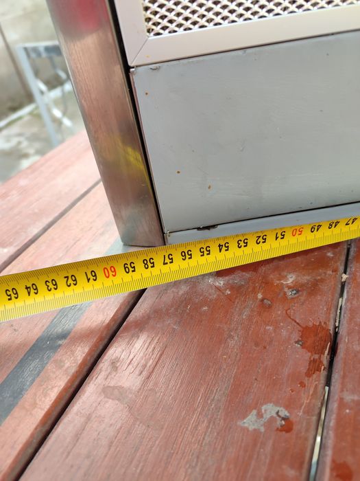 Продам вытяжку  почти новая