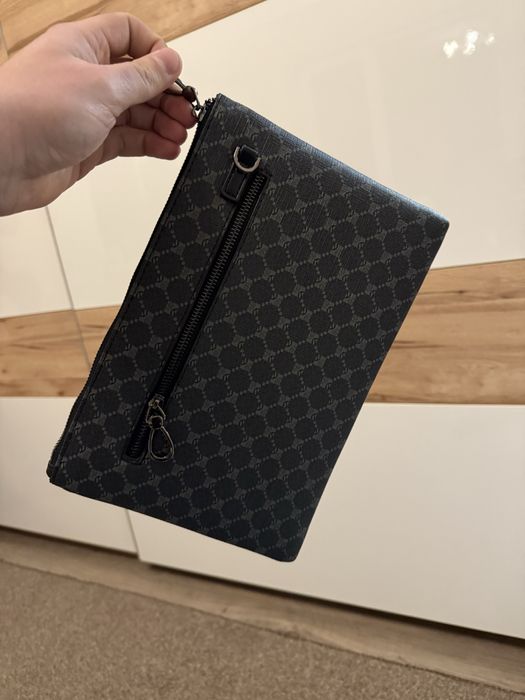 Мъжка кожена чанта