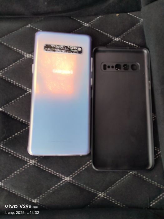 Samsung S10  Моде Кария