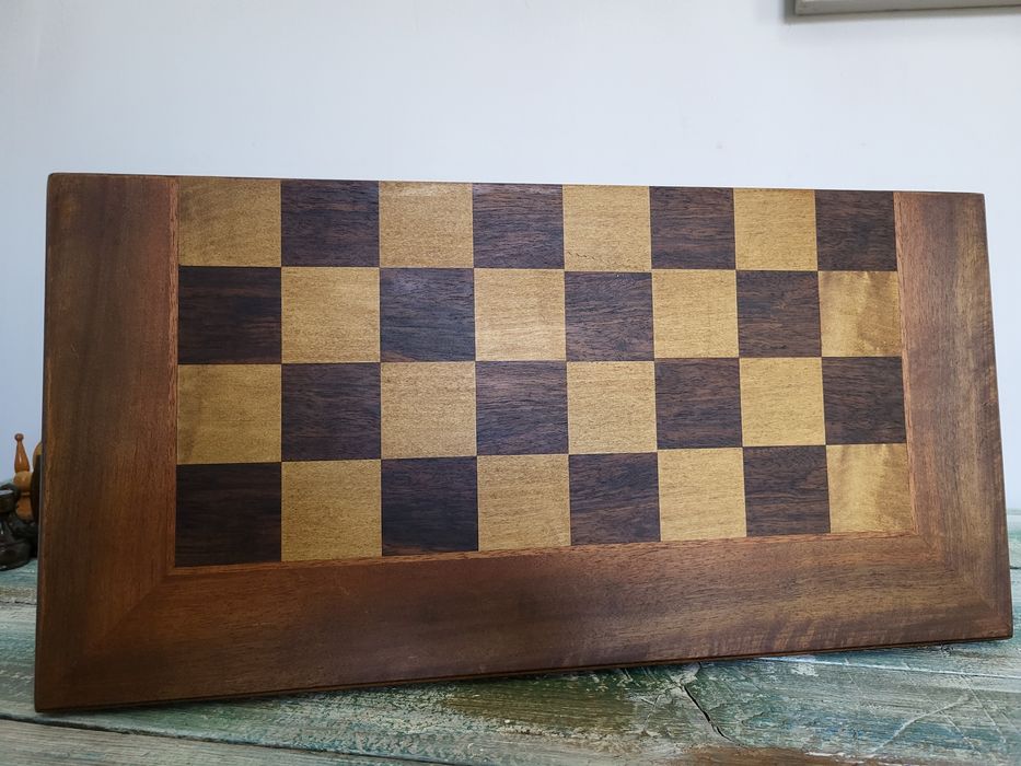 #4 Шахмат с табла