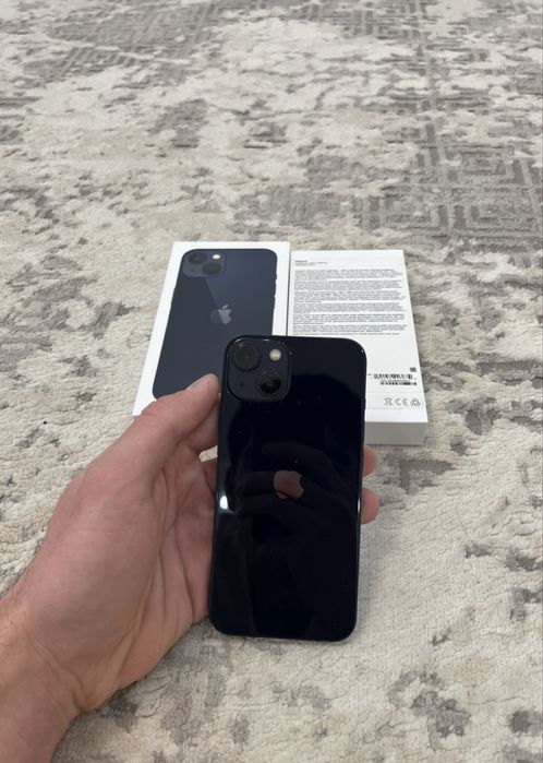 Айфон 13 отличный состояние