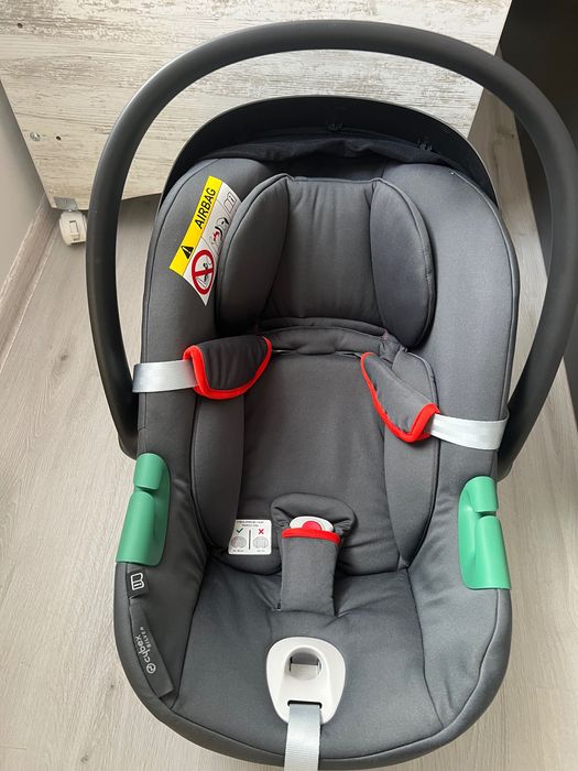 Столче за кола Cybex с база