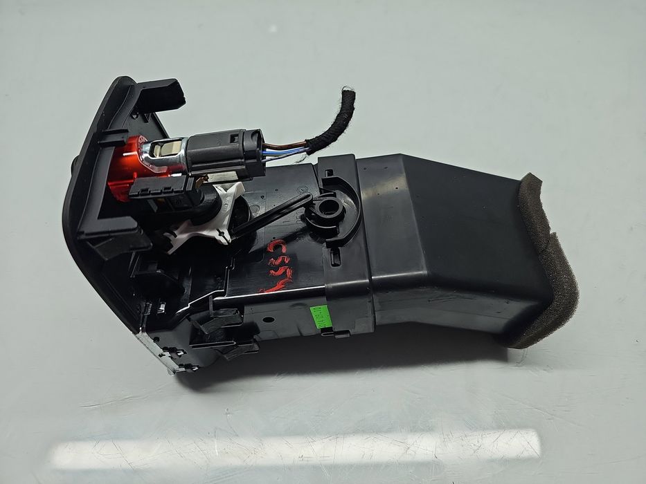 Grila aerisire spate AUDI A3 (8VS) [Fabr 2013-prezent] 8V0819203