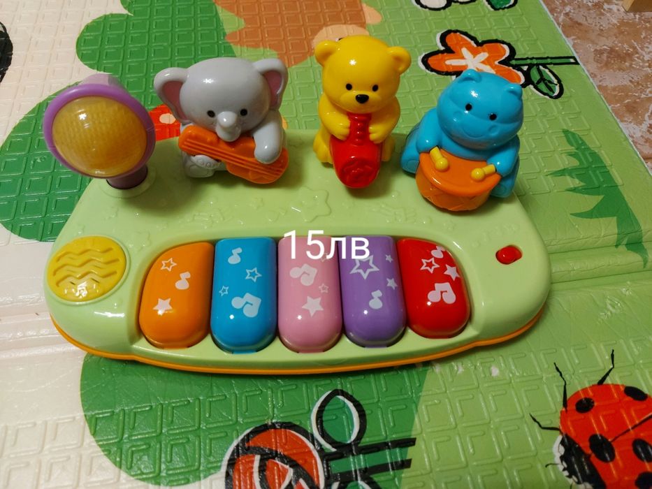 Музикална играчка пиано
