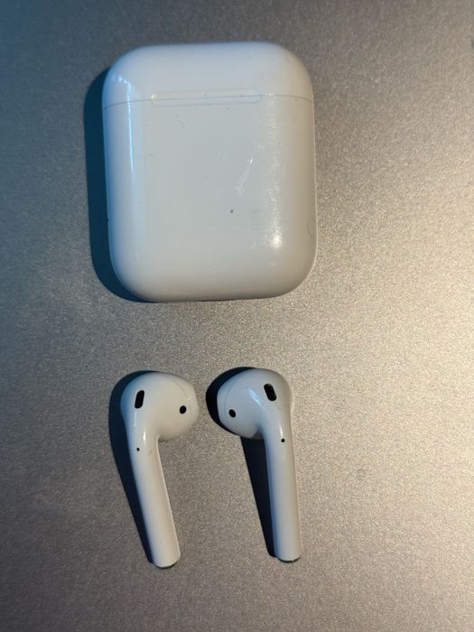 Apple airpods gen 2