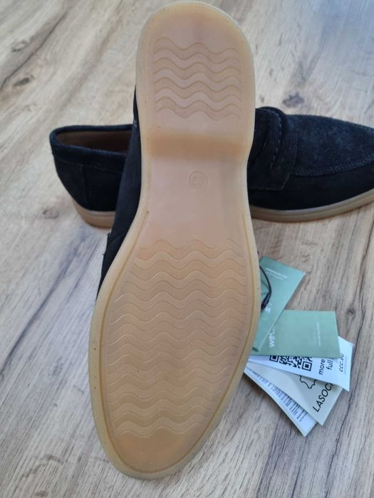 Чисто нови обувки