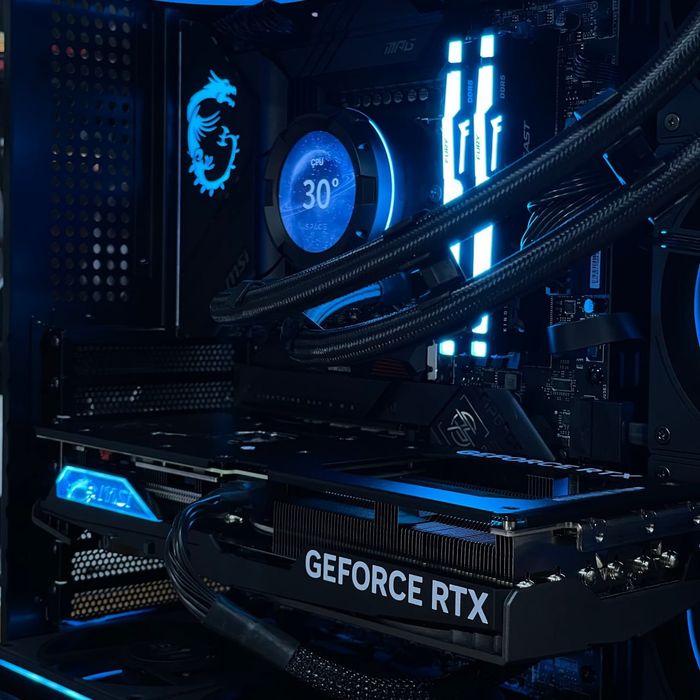 Keys gaming i7-14700F
- MSI Z790 Carbon Wi-Fi 
- ZOTAC GAMING GeForce