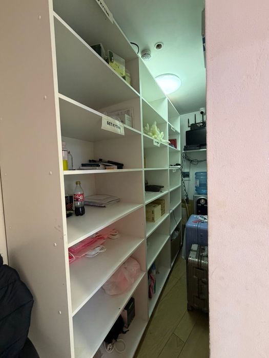 Стеллаж белый, с колесиками