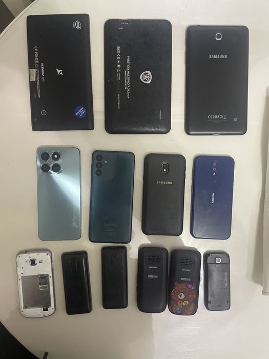 Lot Telefoane si Tablete ( Defecte)