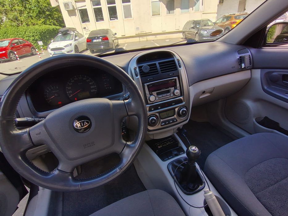 De vânzare Kia Cerato EX