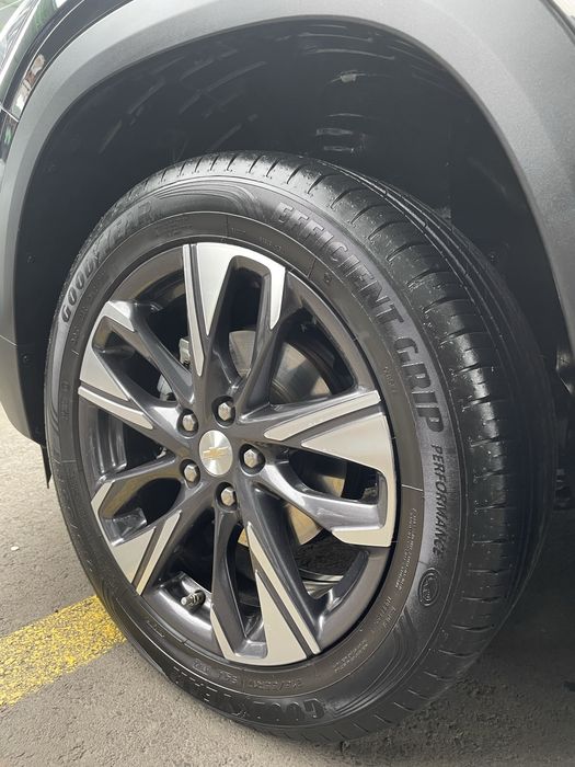 Tracker 2 premier plus 2024