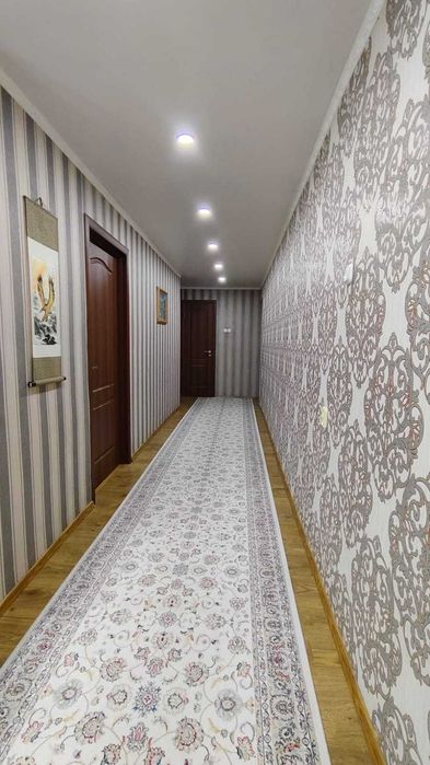 Продам 4 комнатную в Центре!