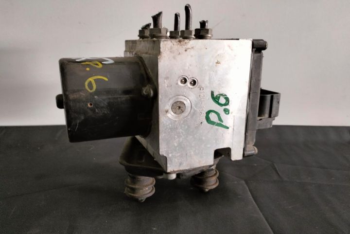 Pompa ABS CBA 2.0 TDI  3C0614109AF / 3C0 614 109 AF Volkswagen VW Pas