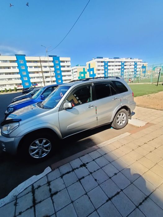 Продам Toyota RAV4