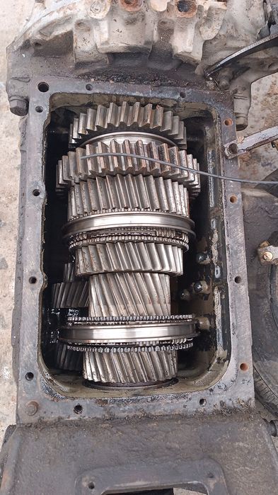 Эвро Маз ЗАПЧАСТ почти хамма запчастла бор