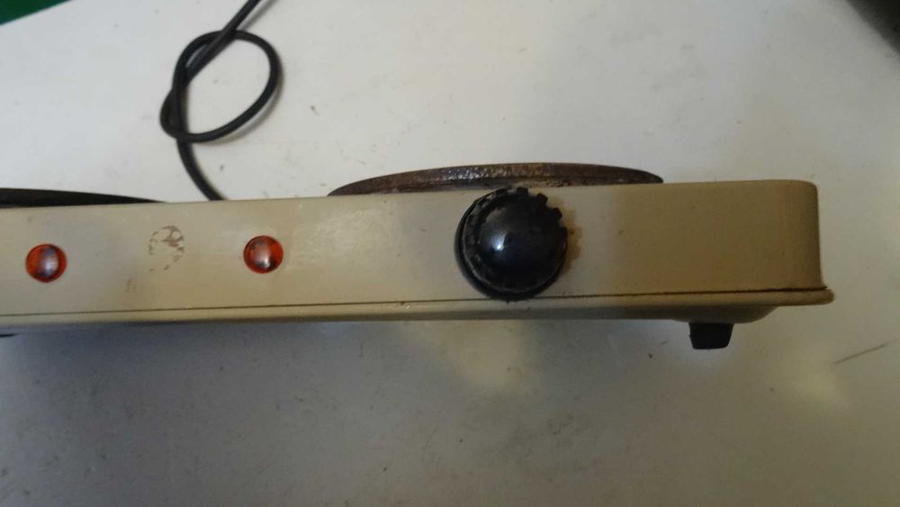 электроплита две  конфорки Россия