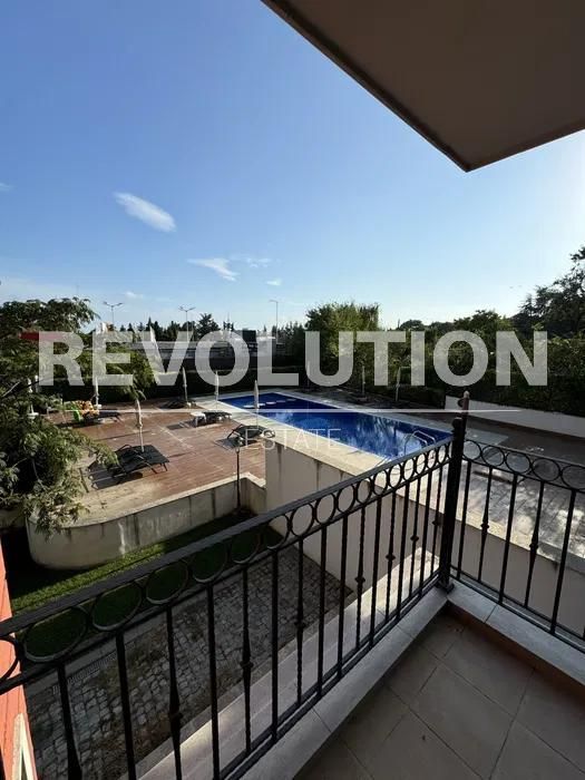 ЧУДЕСЕН ДВУСТАЕН АПАРТАМЕНТ в района на Евксиноград!