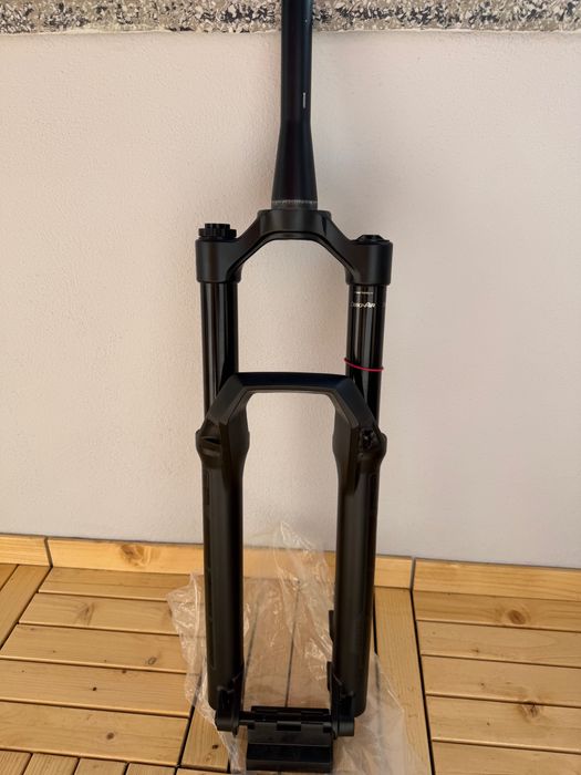 Rock Shox ZEB select + debonair charge 3 RC2 noua