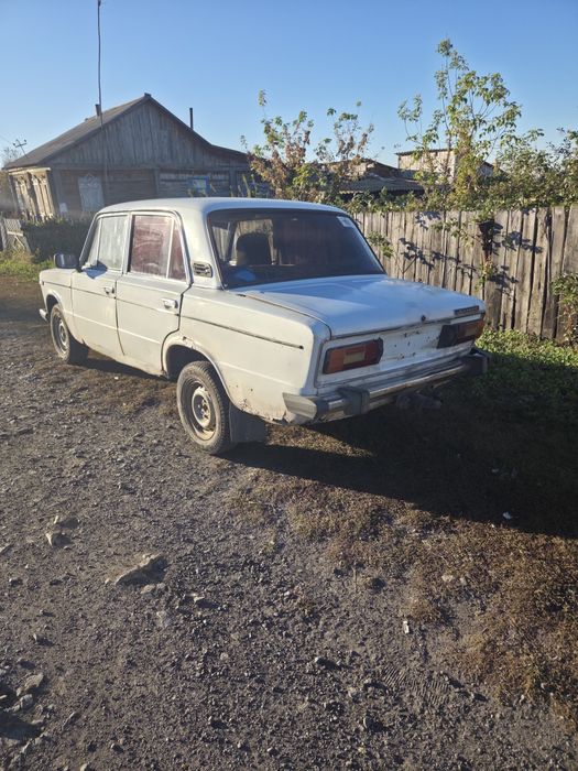 Продам машину ваз 2106