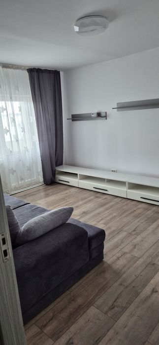 Închiriez apartament 2 camere