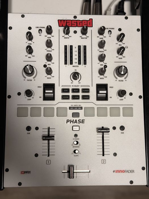 Reloop Rp 7000mk2 + mixer numark scratch inno fader pro 2 + phase DJ