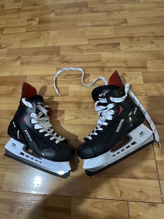 Хоккейные коньки