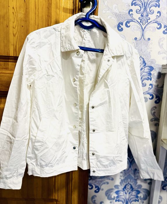 Женские куртки и жемпера за 30000 сум