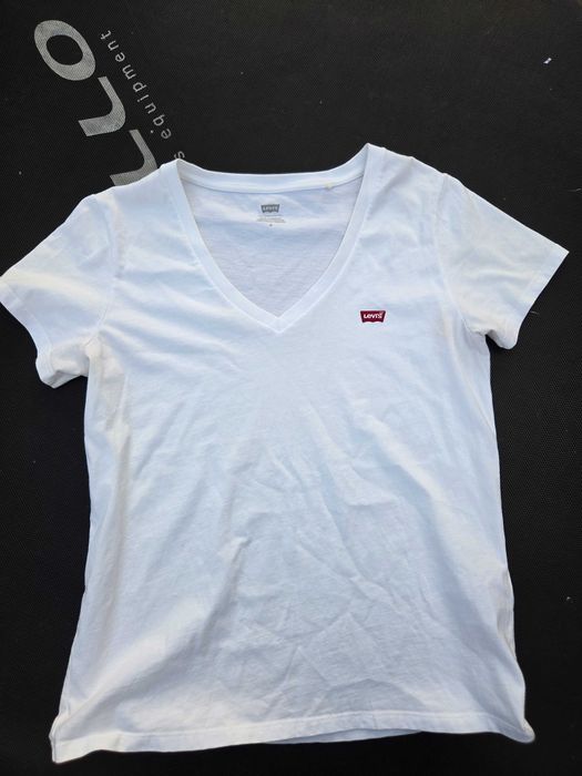 Оригинална дамска тениска Levi's