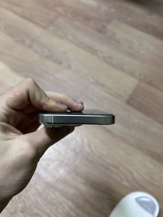 Новый Iphone 16 pro 128GB akb 100% SIM +esim