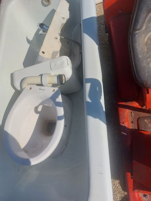 Cadă, ghiuveta, vas wc ,rezervor