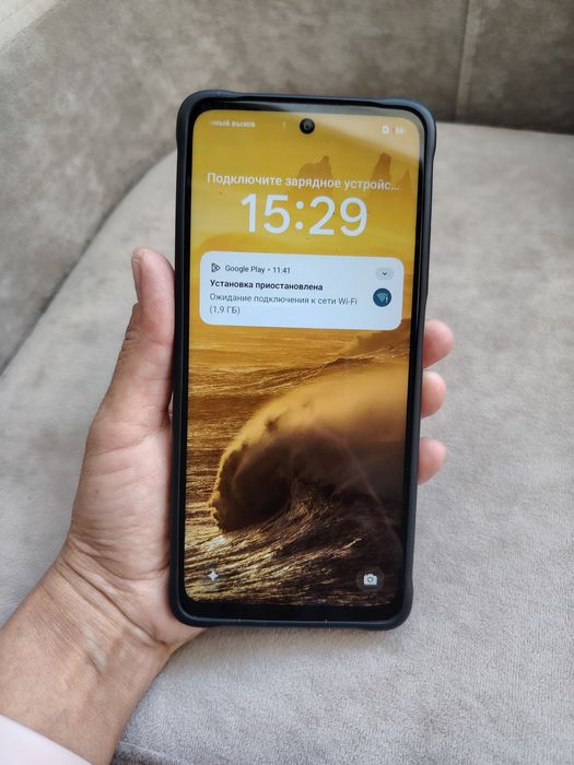 продаётся телефон